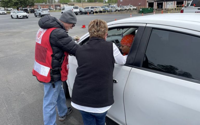 Salvation Army Canteen Crews Provide Comfort and Hope in Arkansas